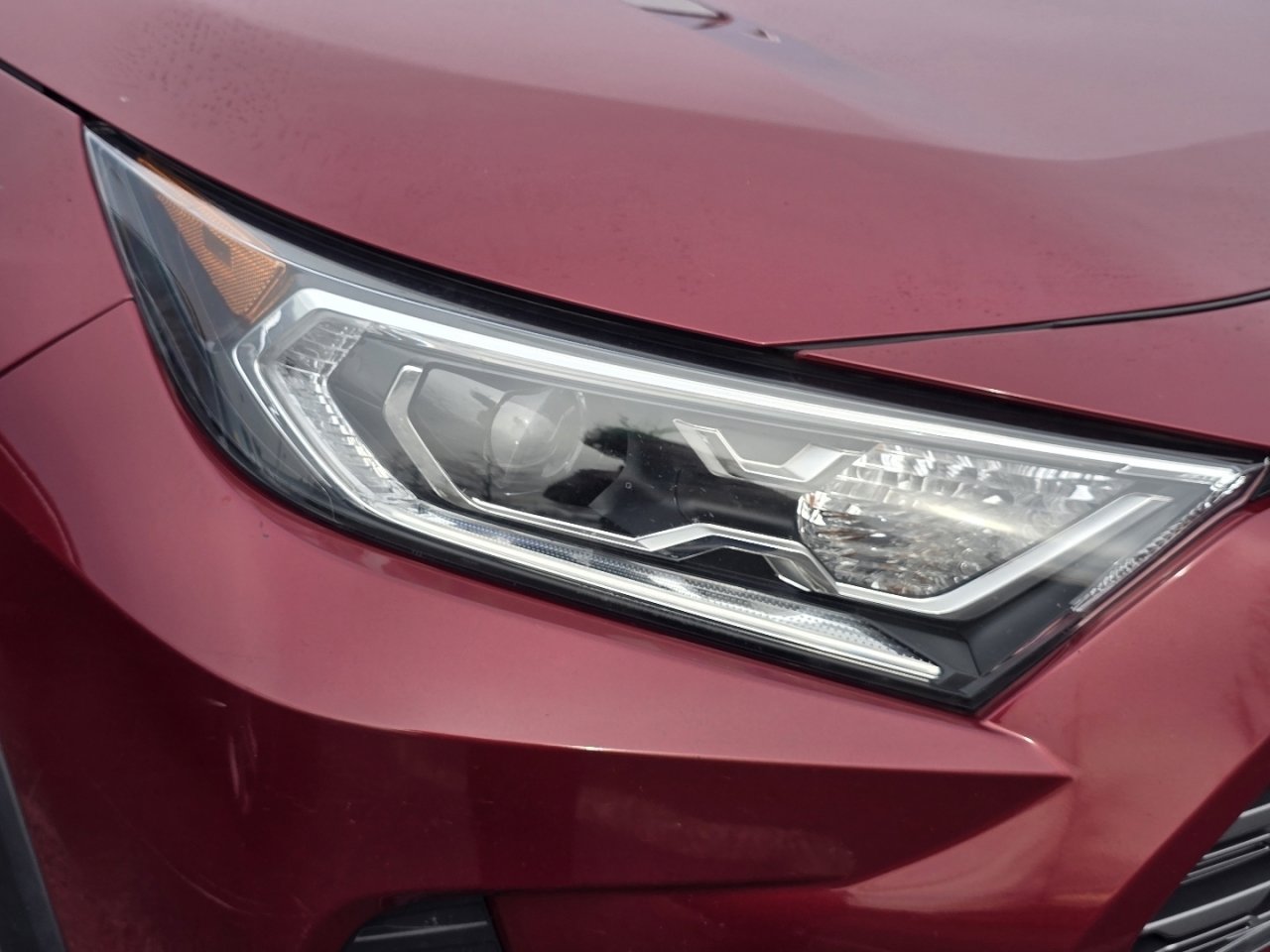 Used 2020 Toyota RAV4 Limited image 14