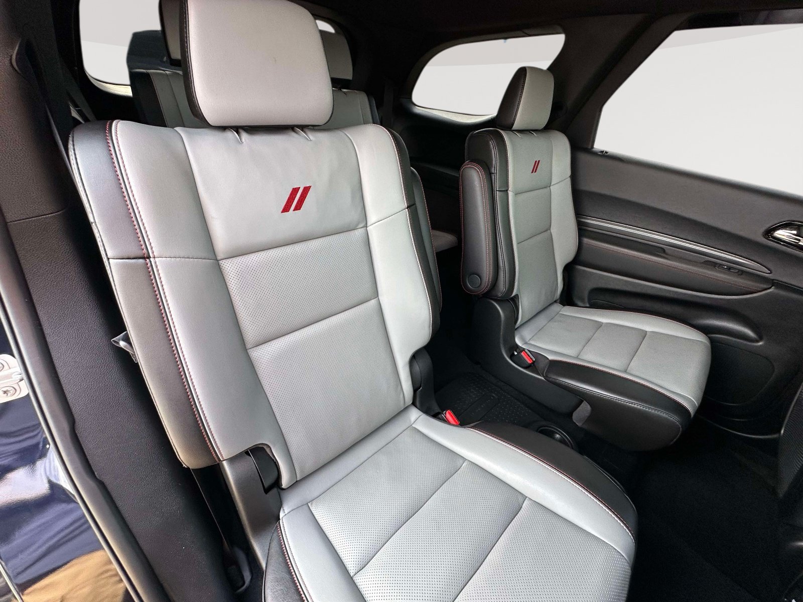 Used 2024 Dodge Durango GT AWD/4WD image 23