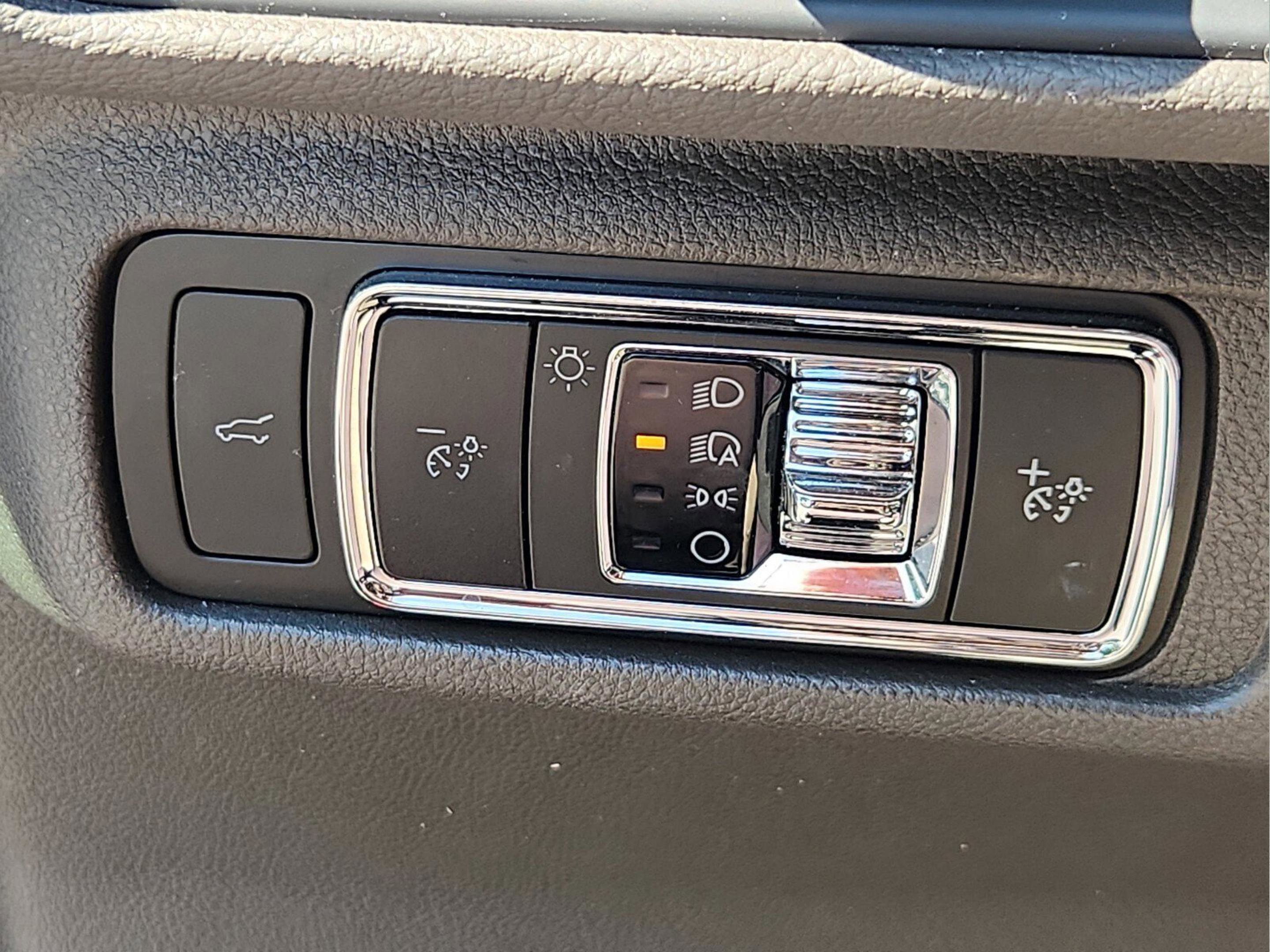 Used 2023 Lincoln Corsair Standard image 24