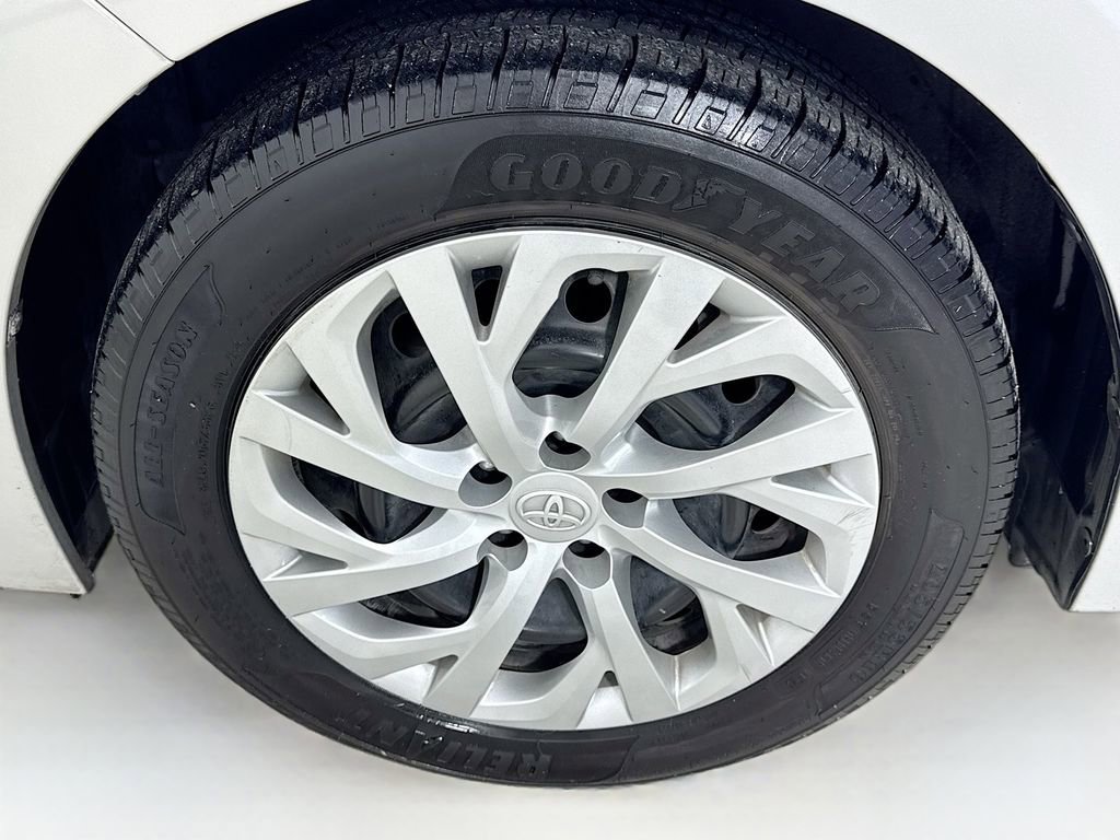 Used 2019 Toyota Corolla LE FWD image 36