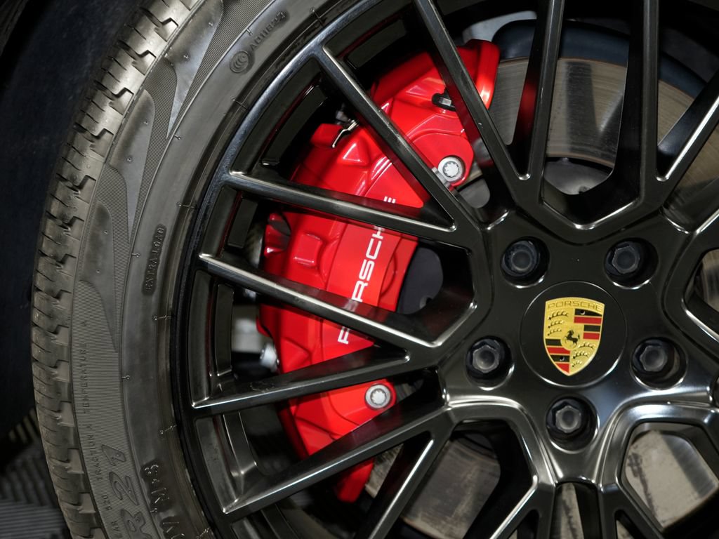 Certified 2021 Porsche Cayenne GTS AWD/4WD image 17