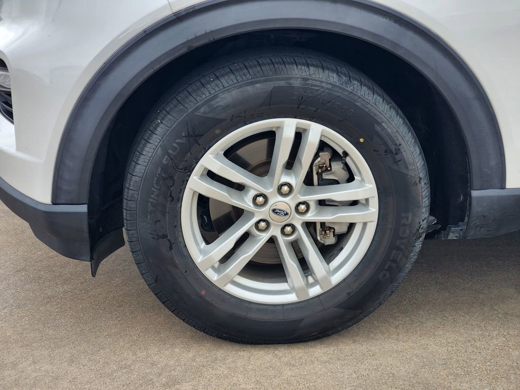 Used 2021 Ford Explorer XLT w/ Equipment Group 202A image 10