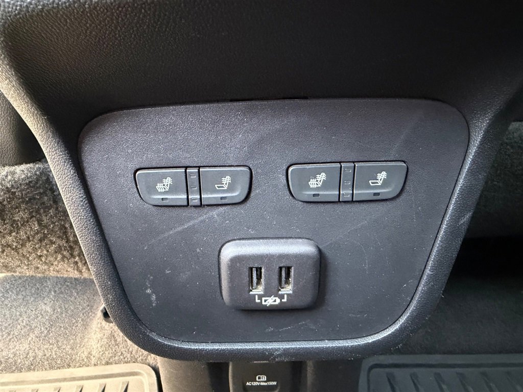 Used 2020 Chevrolet Equinox Premier FWD image 23