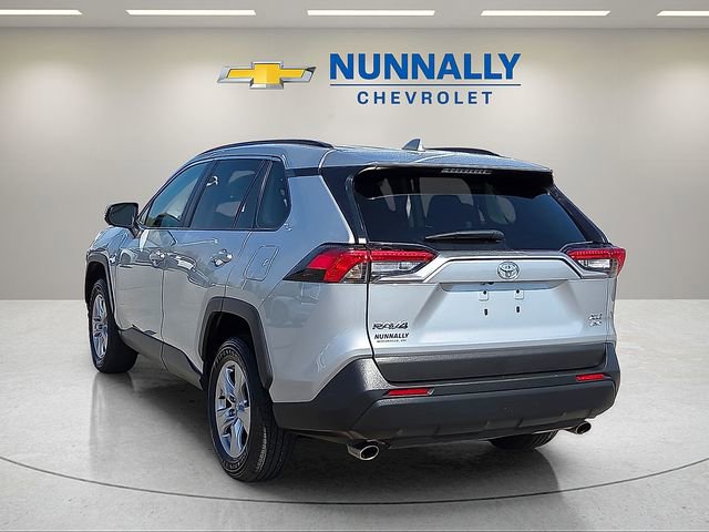 Used 2025 Toyota RAV4 XLE image 3