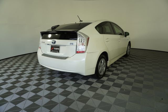 Used 2011 Toyota Prius Three w/ Navigation Pkg image 7