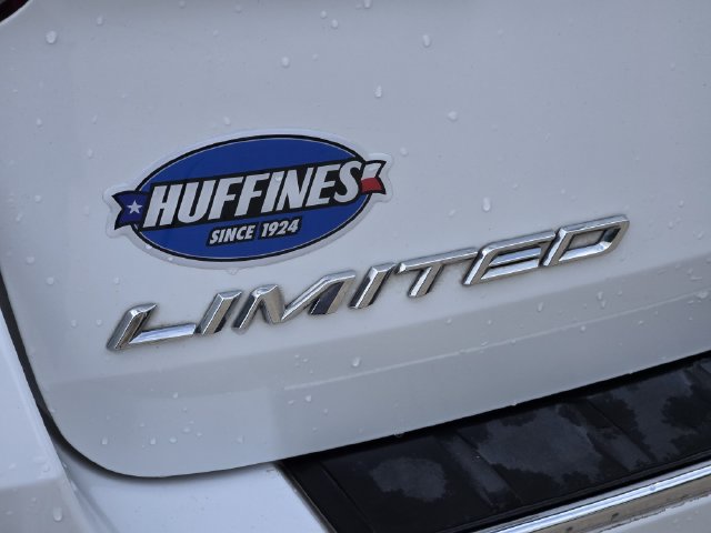 Used 2022 Ford Explorer Limited w/ Equipment Group 301A RWD image 13