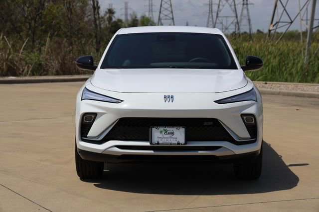 New 2026 Buick Envista Sport Touring image 2