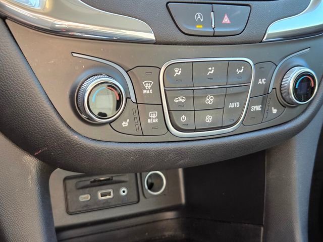 Certified 2023 Chevrolet Equinox LT FWD image 33