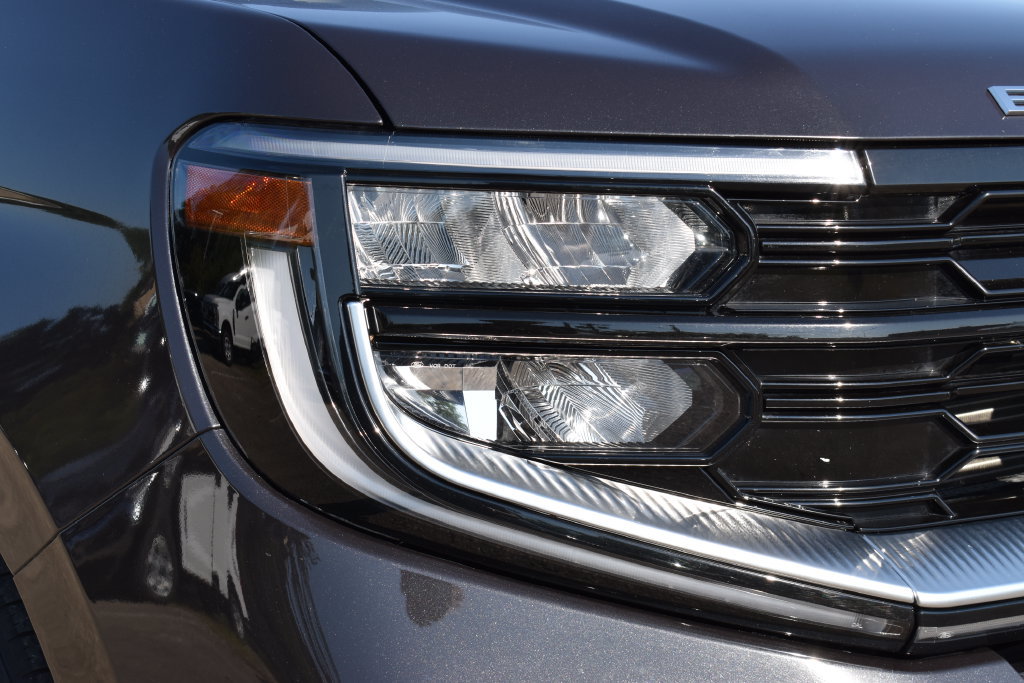 Certified 2025 Ford Expedition Max Platinum AWD/4WD image 4