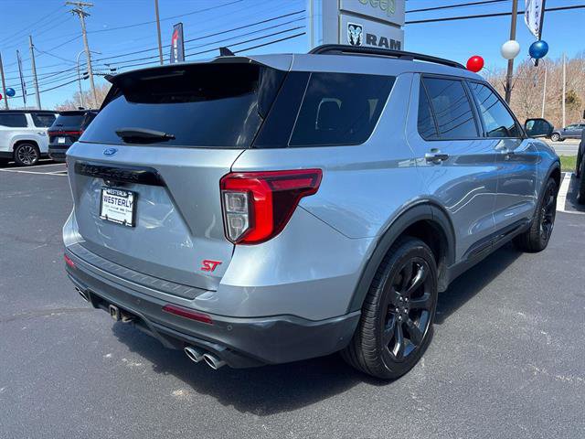 Used 2022 Ford Explorer ST w/ ST Street Pack image 3