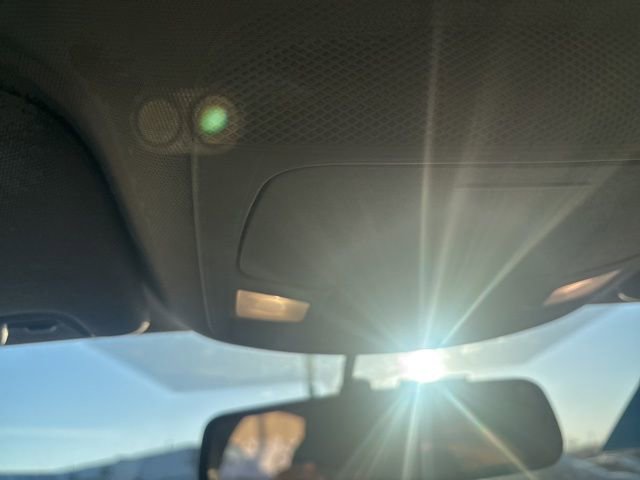 Used 2017 Ford Fusion SE w/ Fusion SE Technology Package image 19