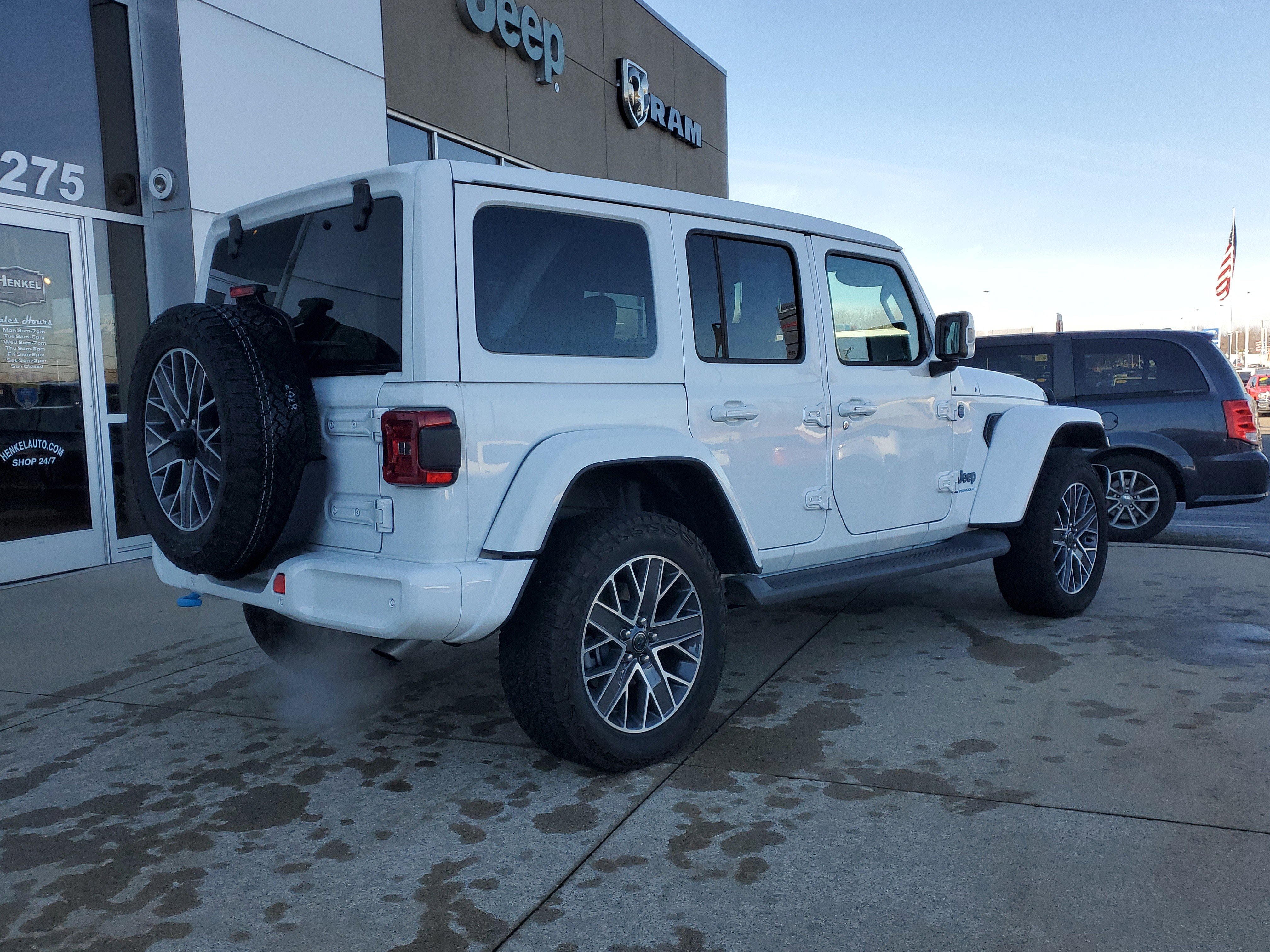 Used 2024 Jeep Wrangler High Altitude image 4