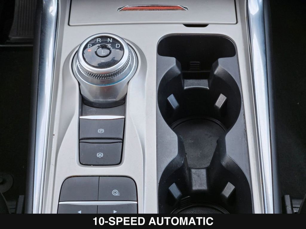 Used 2022 Ford Explorer XLT w/ Equipment Group 202A image 24