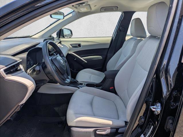Used 2025 Toyota Corolla Cross L FWD image 15