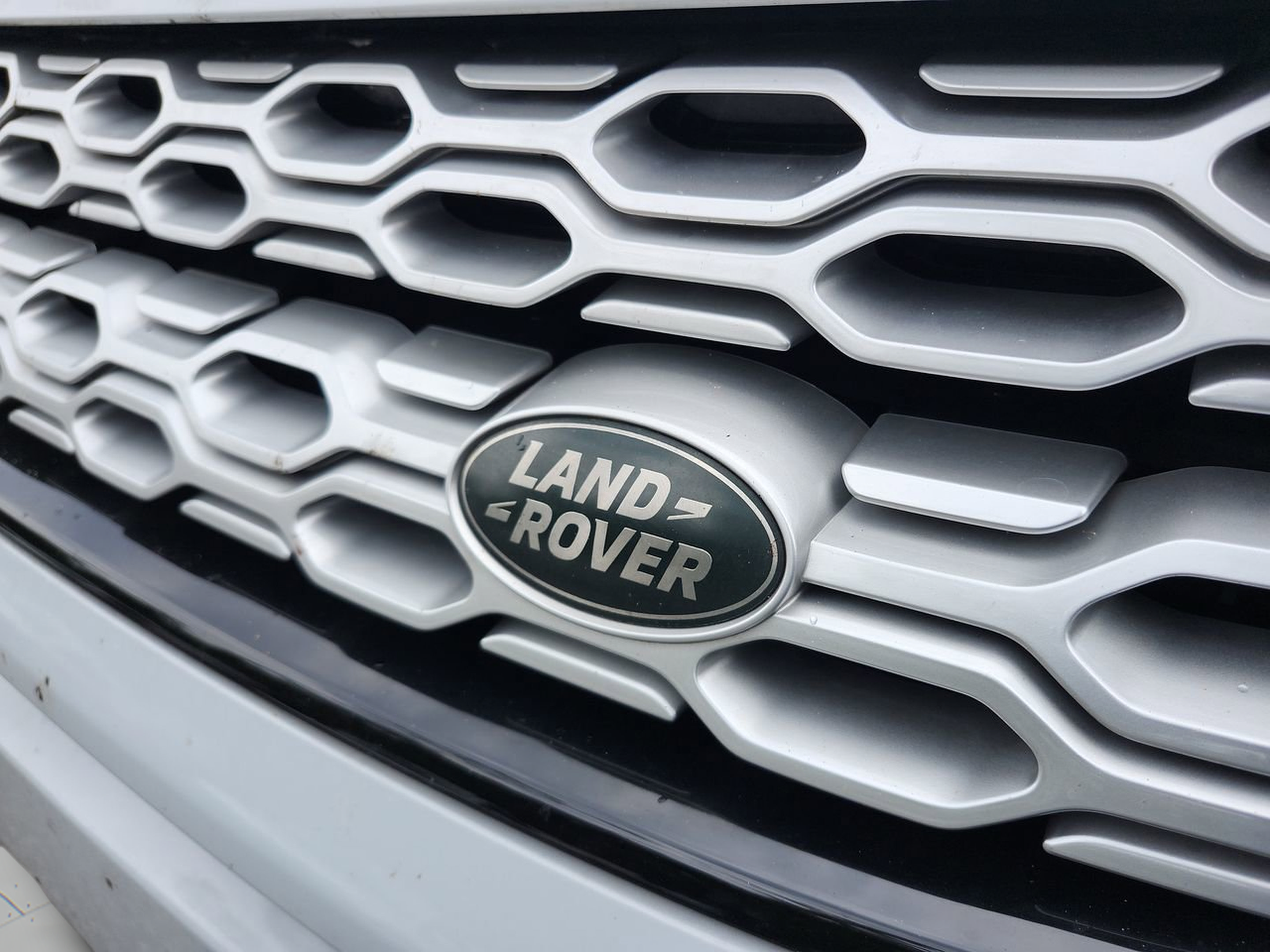 Used 2020 Land Rover Discovery Sport SE AWD/4WD image 26