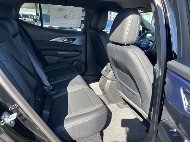 New 2026 Chevrolet Equinox EV LT image 31