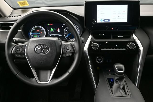 Certified 2024 Toyota Venza LE AWD/4WD image 26