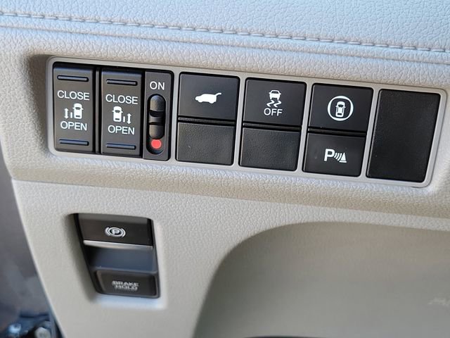 Used 2023 Honda Odyssey Touring image 23