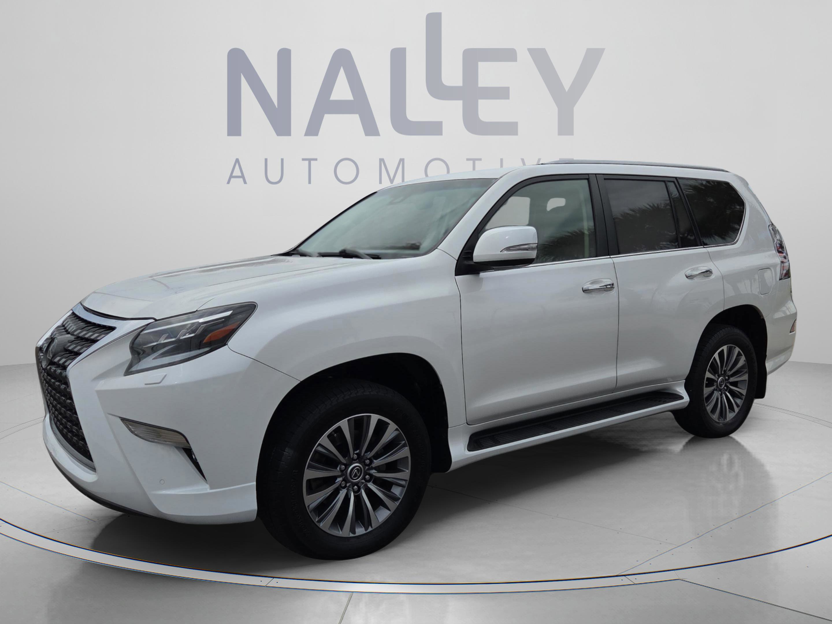 Used 2020 Lexus GX 460 Luxury w/ Off Road Package image 2
