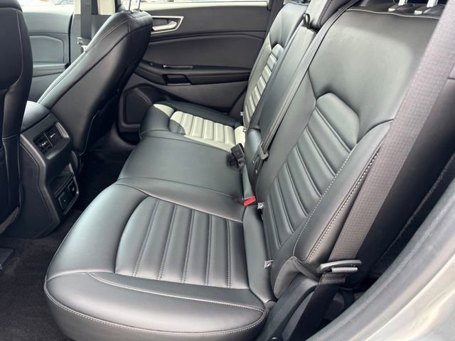 Used 2020 Ford Edge SEL w/ Convenience Package image 10