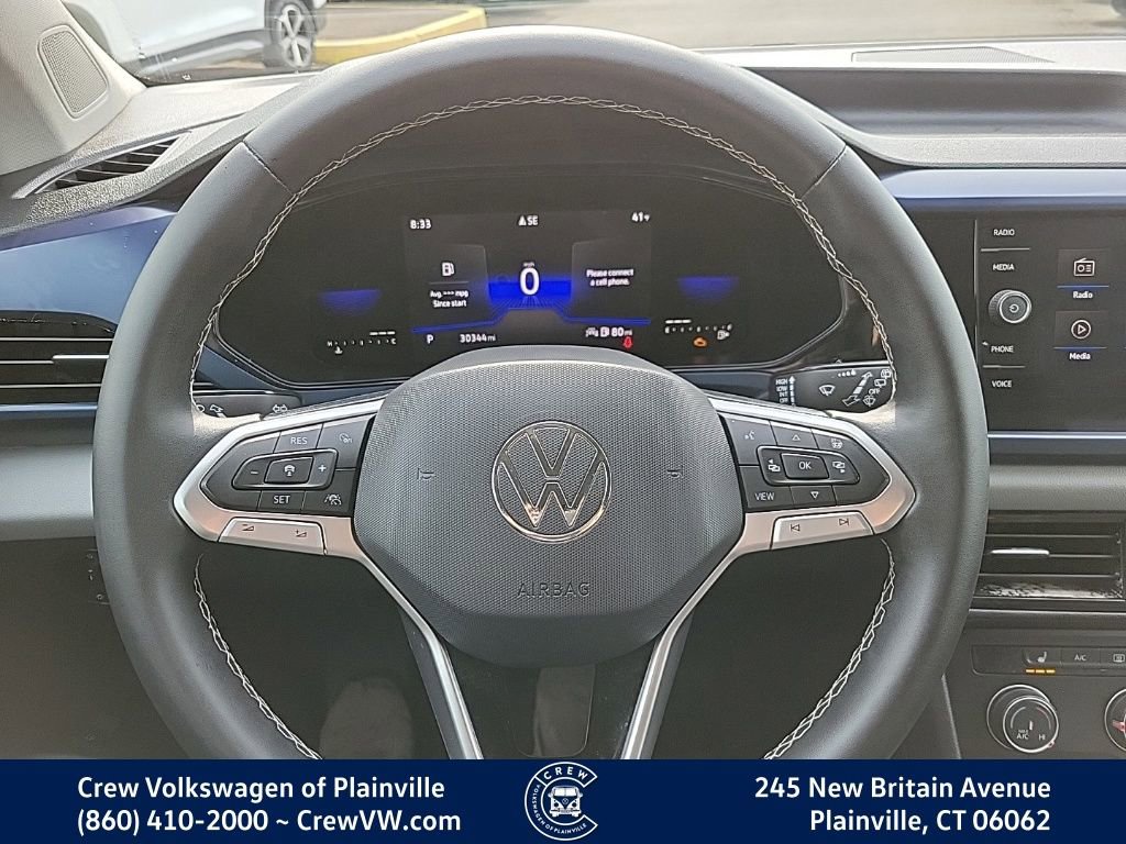 Certified 2022 Volkswagen Taos SE w/ Driver Assistance Package image 5