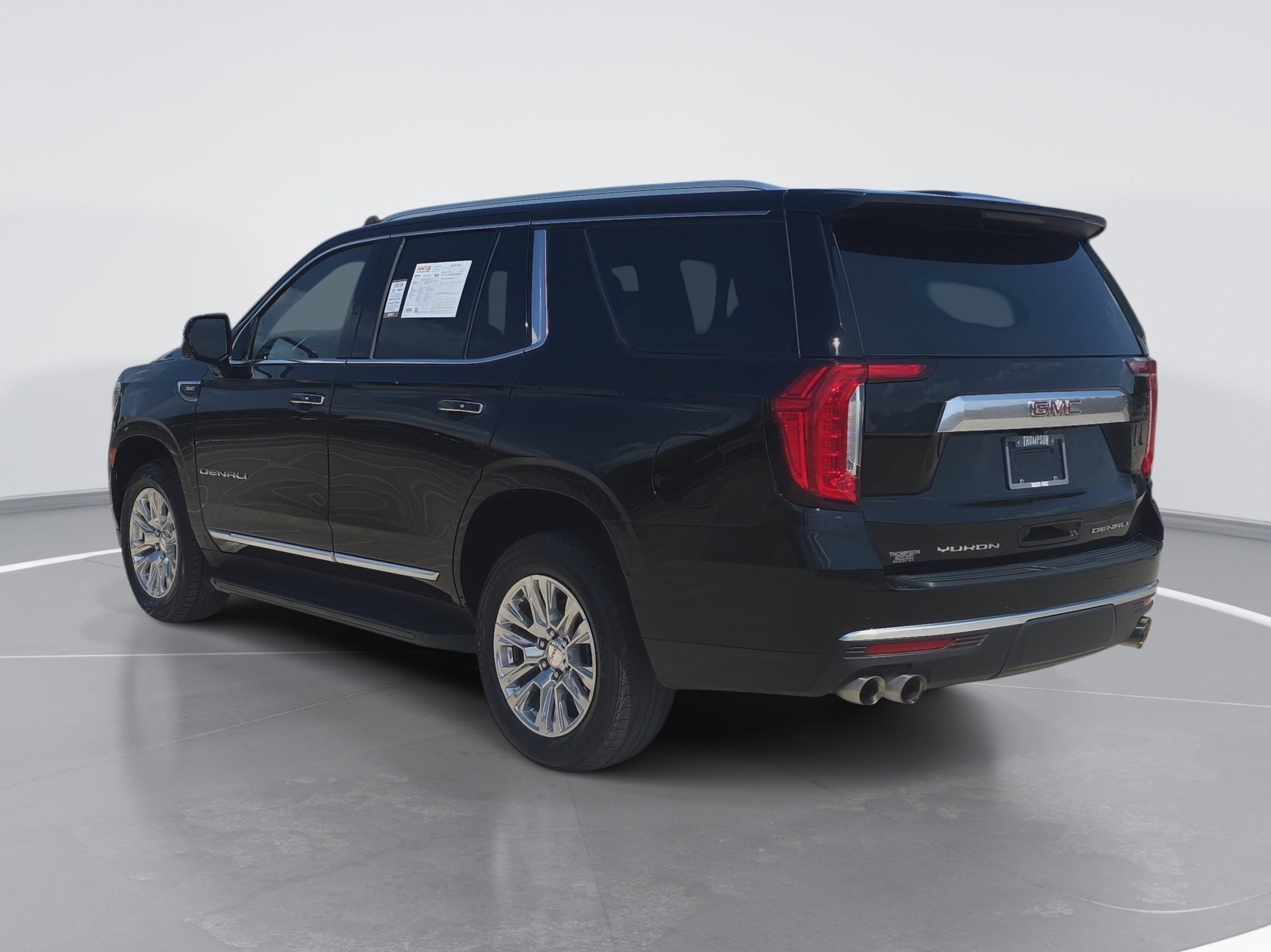 Used 2024 GMC Yukon Denali AWD/4WD image 5