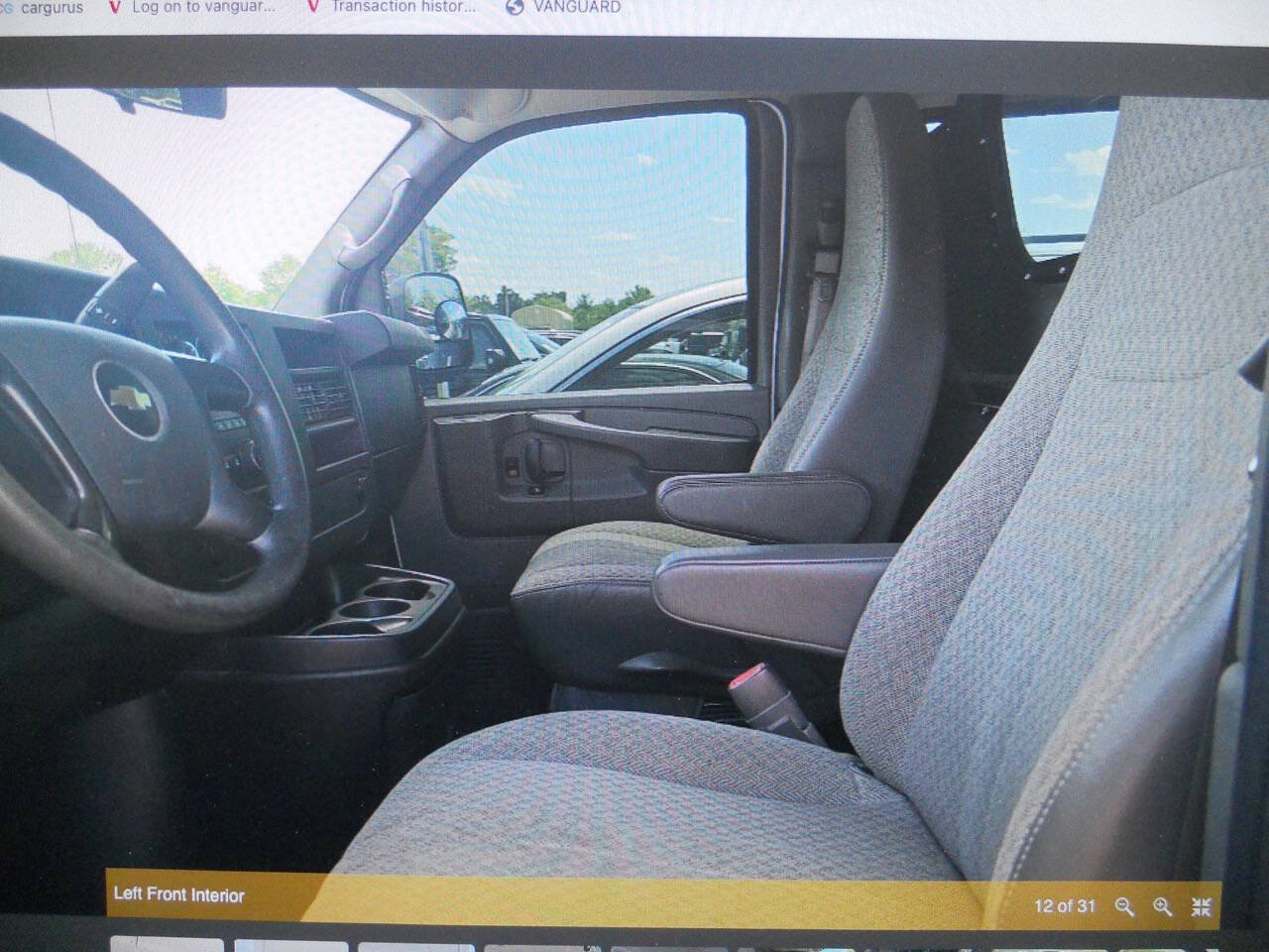 Used 2013 Chevrolet Express 2500 RWD image 17