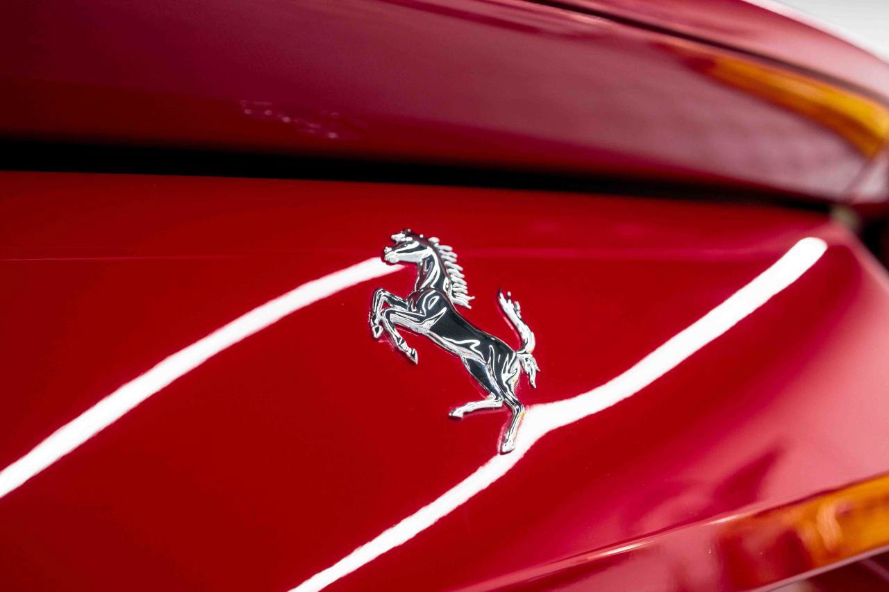 Used 2018 Ferrari 812 Superfast RWD image 41
