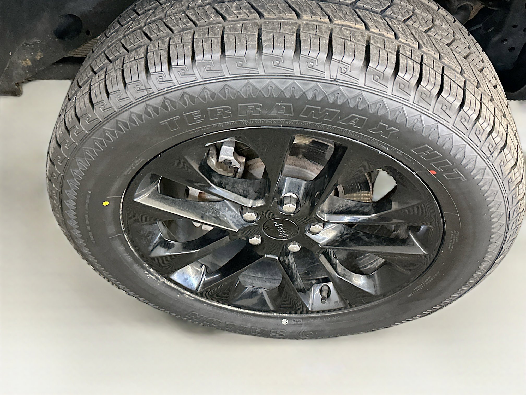 Used 2021 Jeep Wrangler Unlimited Sahara AWD/4WD image 11