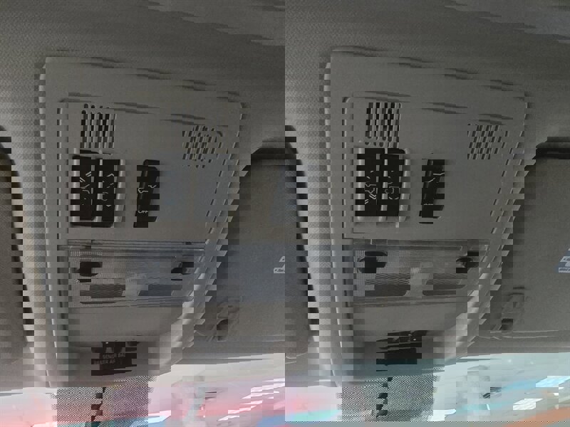 Used 2012 Cadillac Escalade Platinum image 29