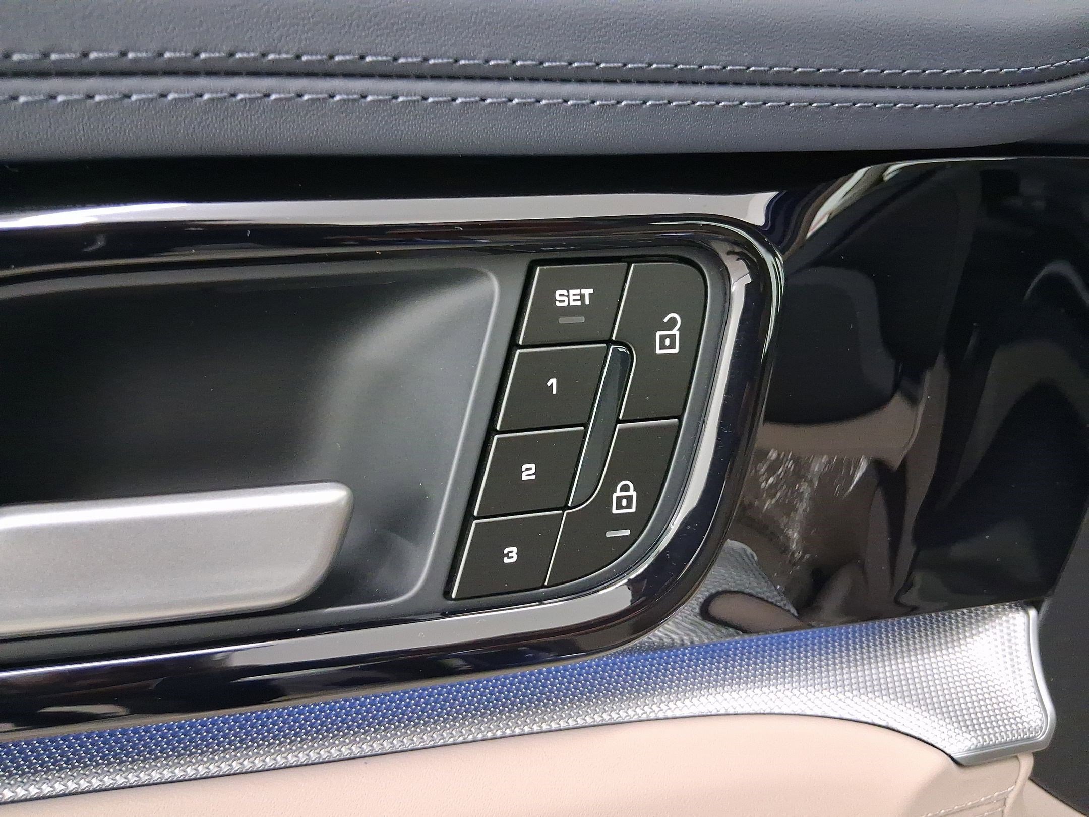New 2026 Porsche Panamera image 15