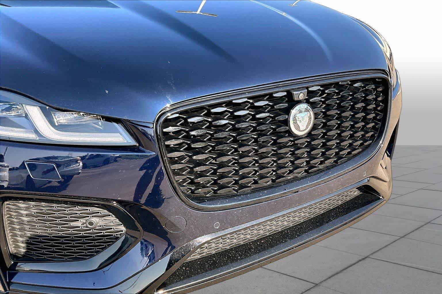 Used 2026 Jaguar F-PACE R-Dynamic S AWD/4WD image 28