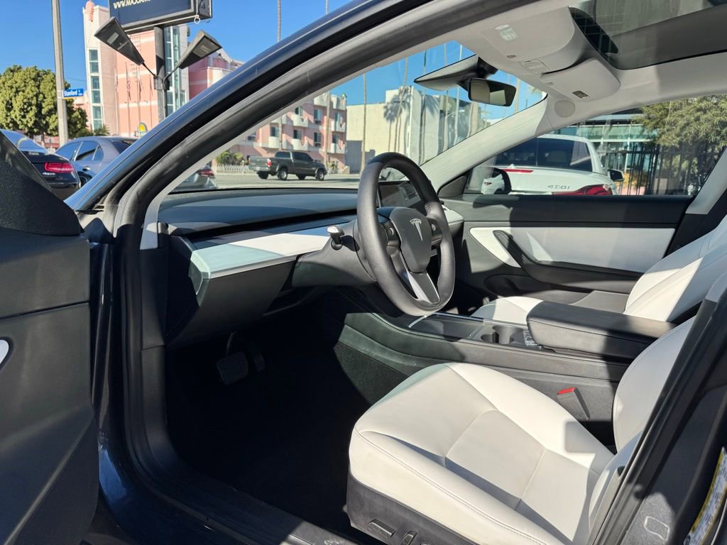 Used 2021 Tesla Model 3 Long Range image 12