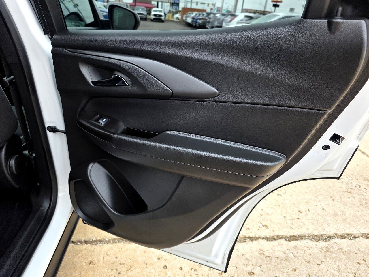 Used 2025 Chevrolet TrailBlazer LS w/ LS Convenience Package image 21