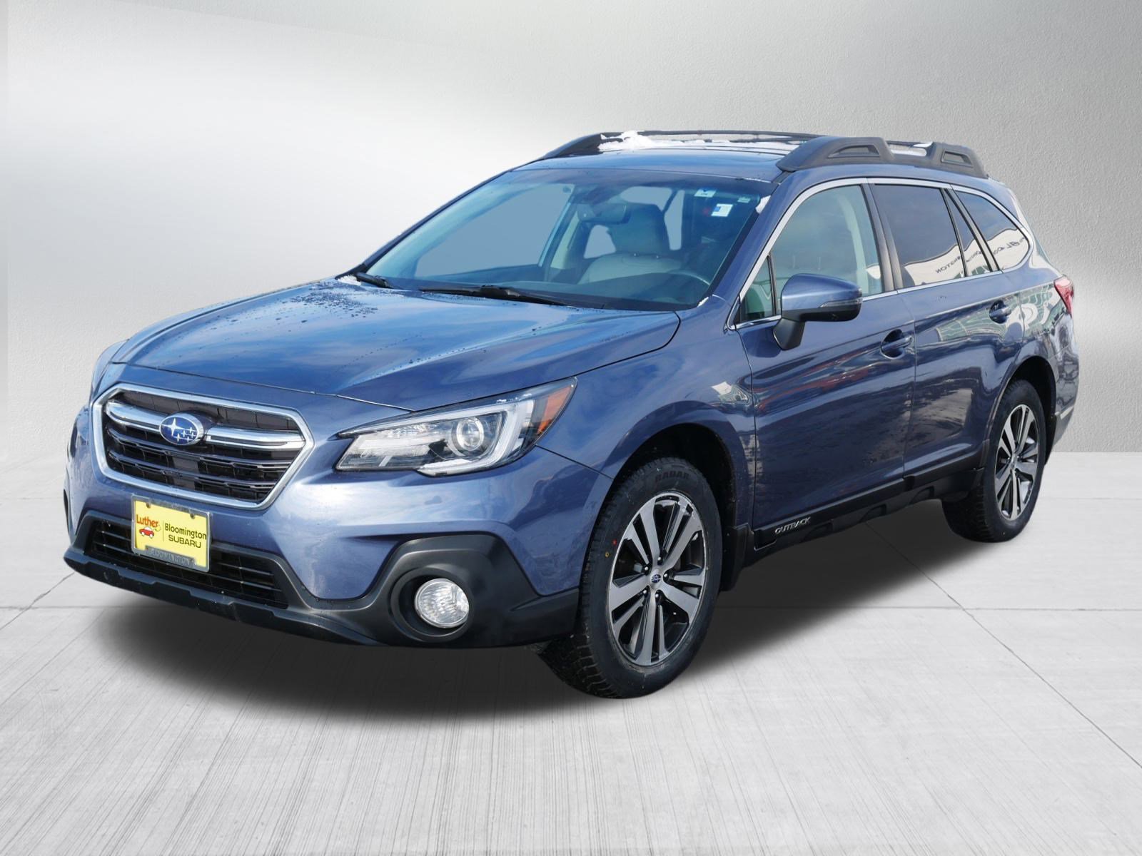 Used 2018 Subaru Outback 2.5i Limited image 3