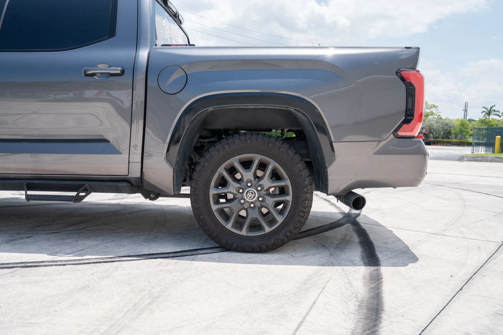 Used 2023 Toyota Tundra Platinum AWD/4WD image 8