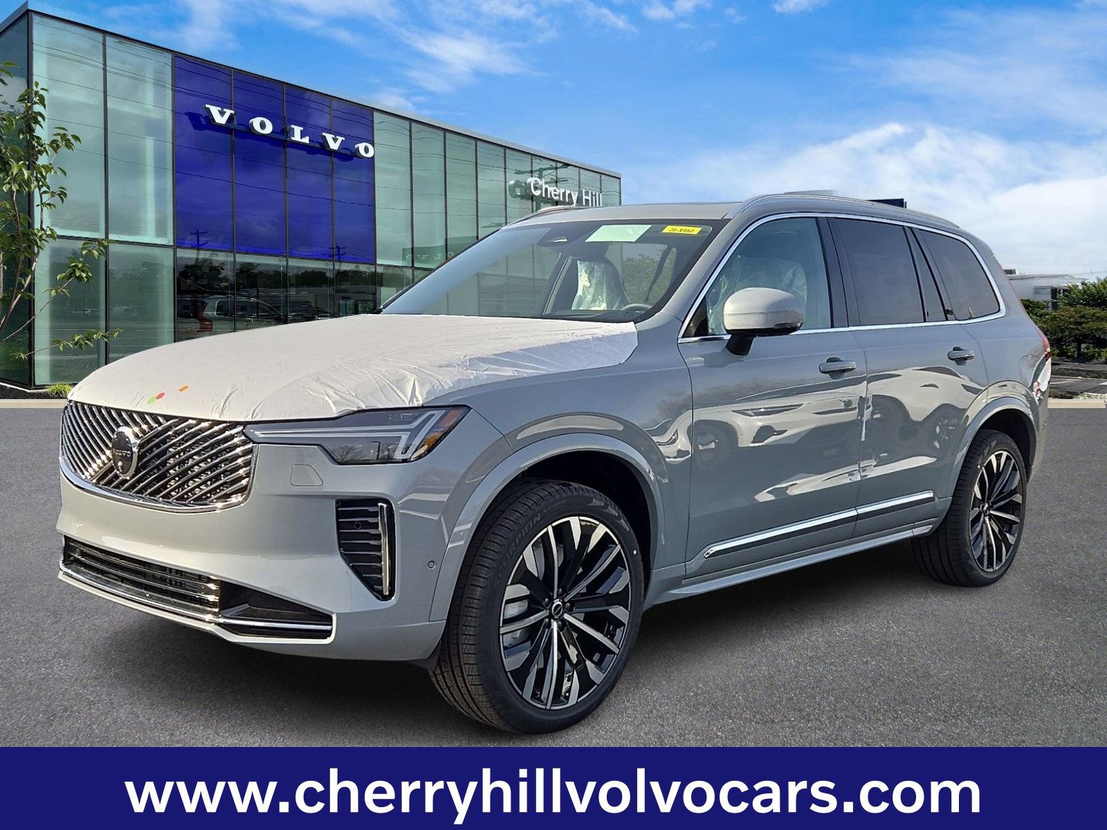 New 2026 Volvo XC90 B6 Ultra w/ Protection Package image 2