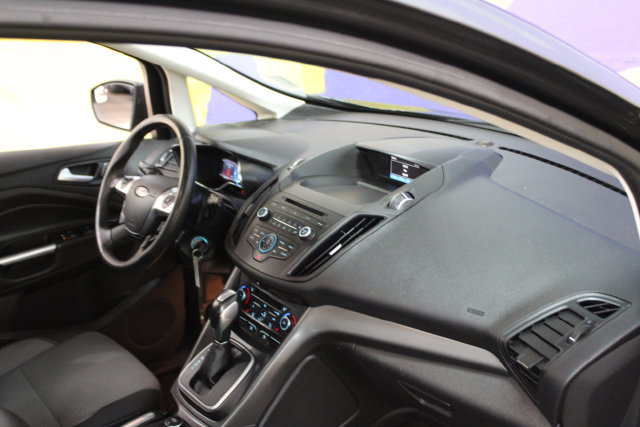 Used 2017 Ford C-MAX Energi SE FWD image 12