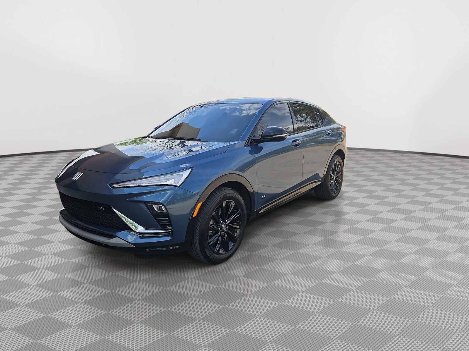 Used 2025 Buick Envista Sport Touring w/ Convenience I Package image 4