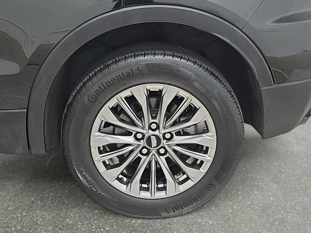 Certified 2025 Cadillac XT4 Premium Luxury AWD/4WD image 29