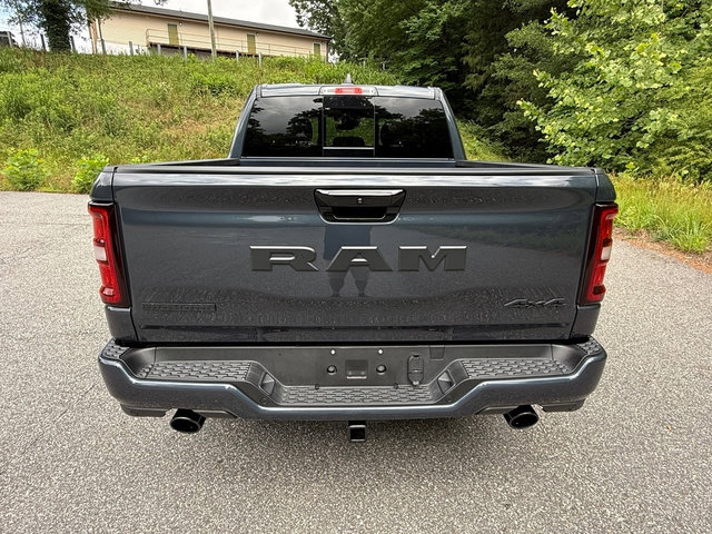 Used 2025 RAM 1500 Big Horn AWD/4WD image 7