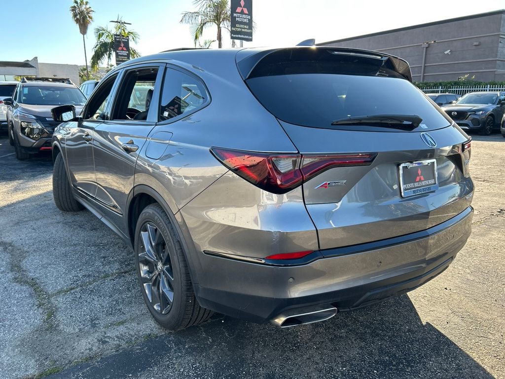 Used 2023 Acura MDX A-Spec image 5