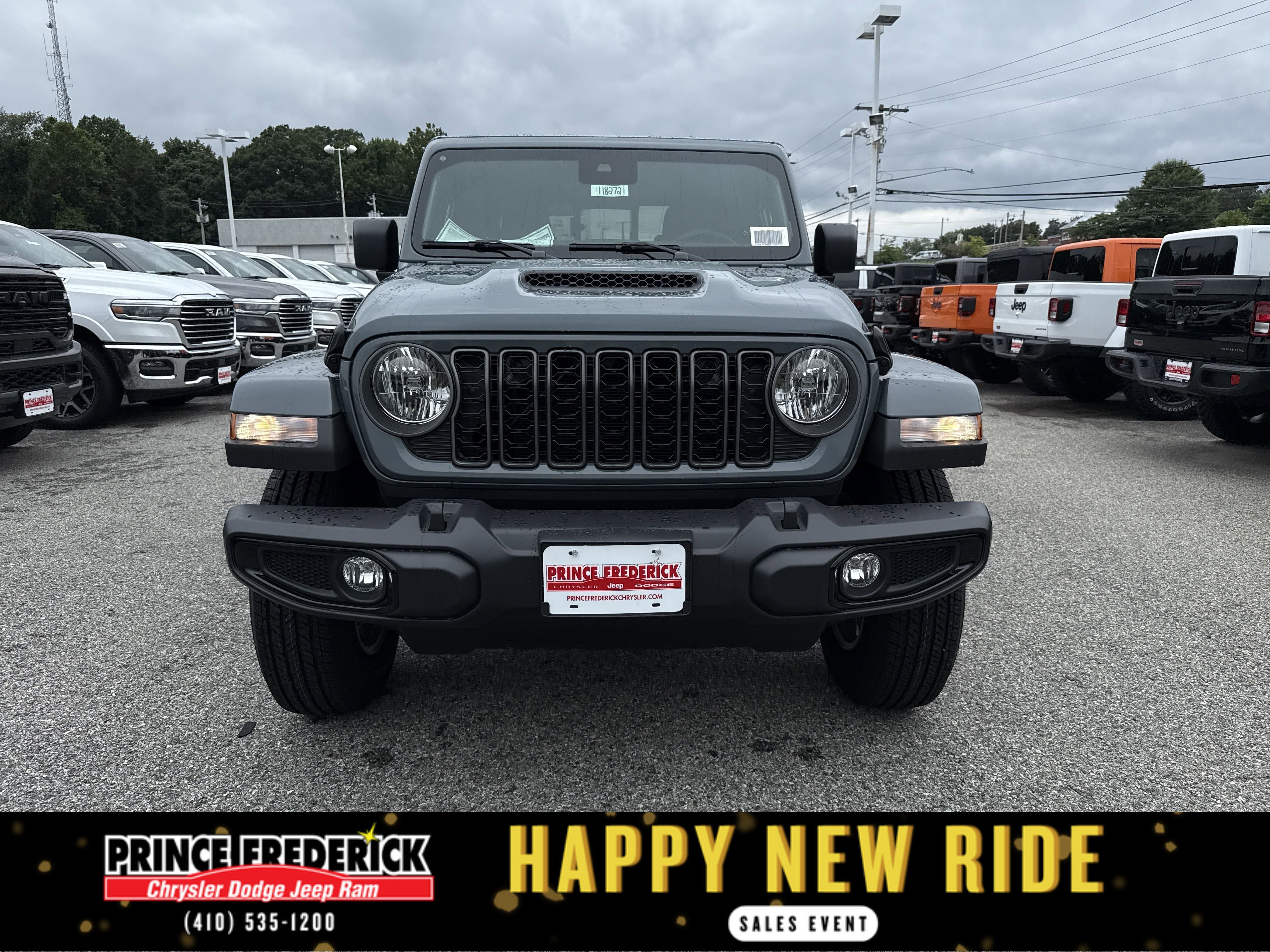 New 2025 Jeep Gladiator Sport image 8