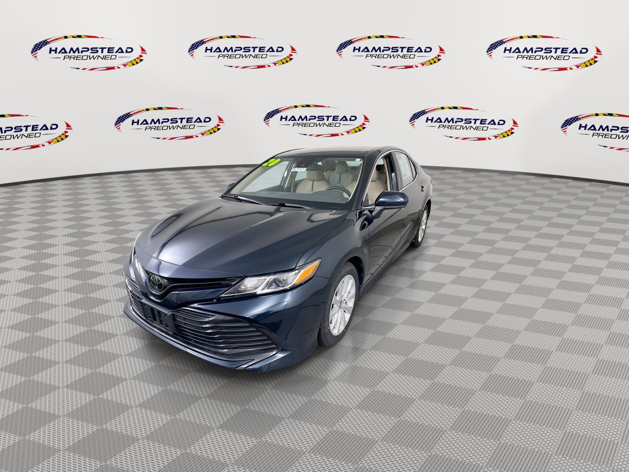 Used 2020 Toyota Camry LE FWD image 4