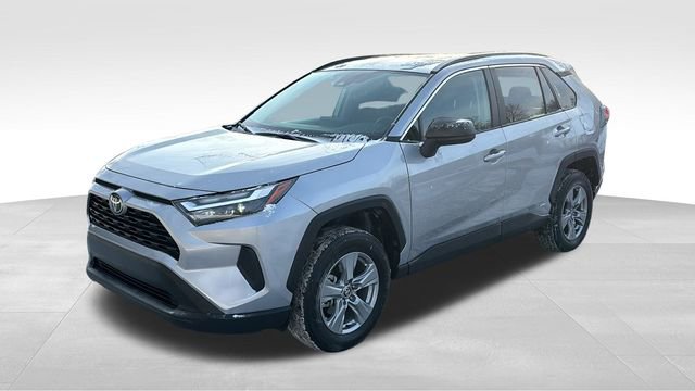 Used 2025 Toyota RAV4 LE image 2
