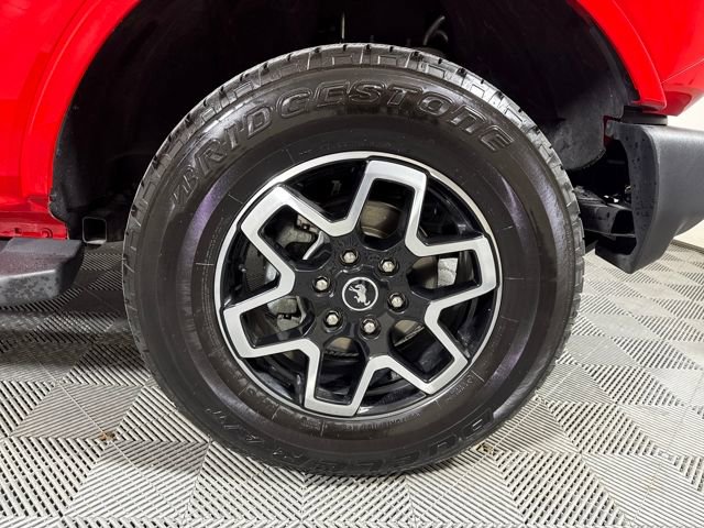 Used 2023 Ford Bronco Outer Banks AWD/4WD image 11