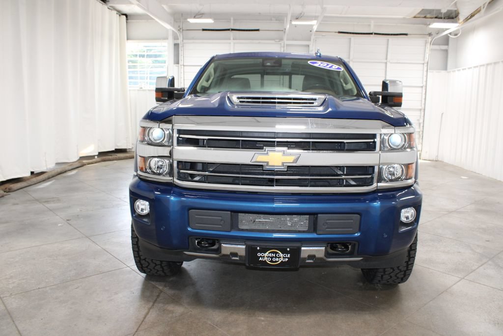 Used 2019 Chevrolet Silverado 2500 High Country w/ Duramax Plus Package AWD/4WD image 3