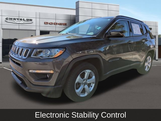 Used 2018 Jeep Compass Latitude w/ Popular Equipment Group image 10