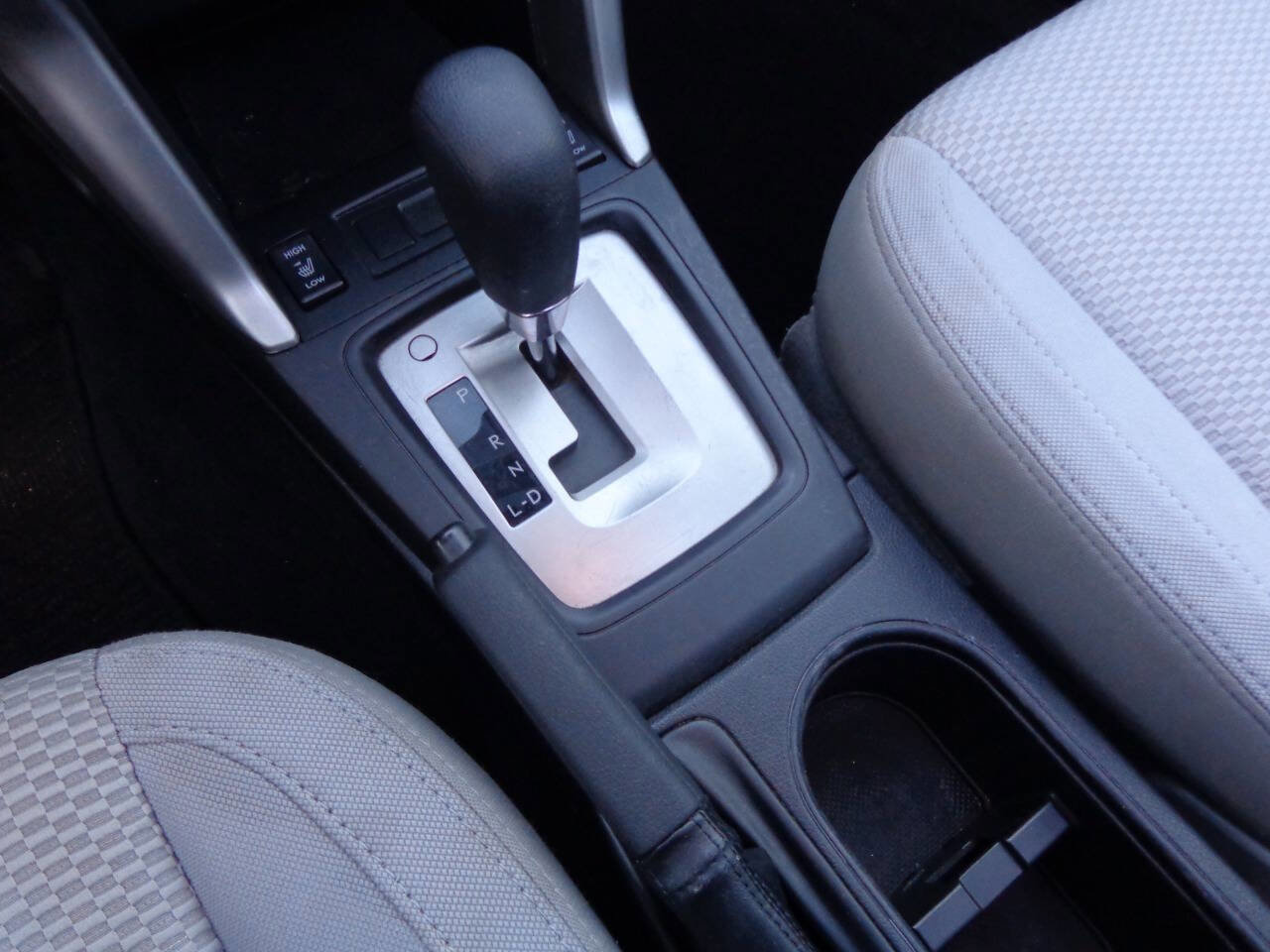 Used 2015 Subaru Forester 2.5i Premium w/ All-Weather Package image 26