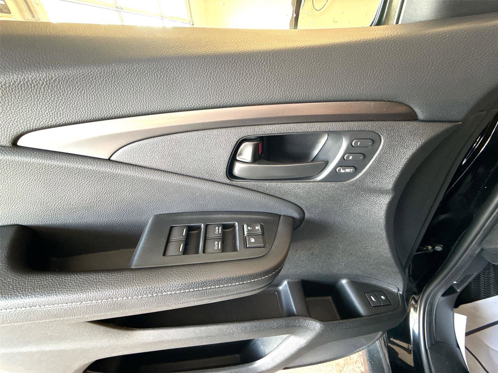 Used 2023 Honda Passport EX-L image 15